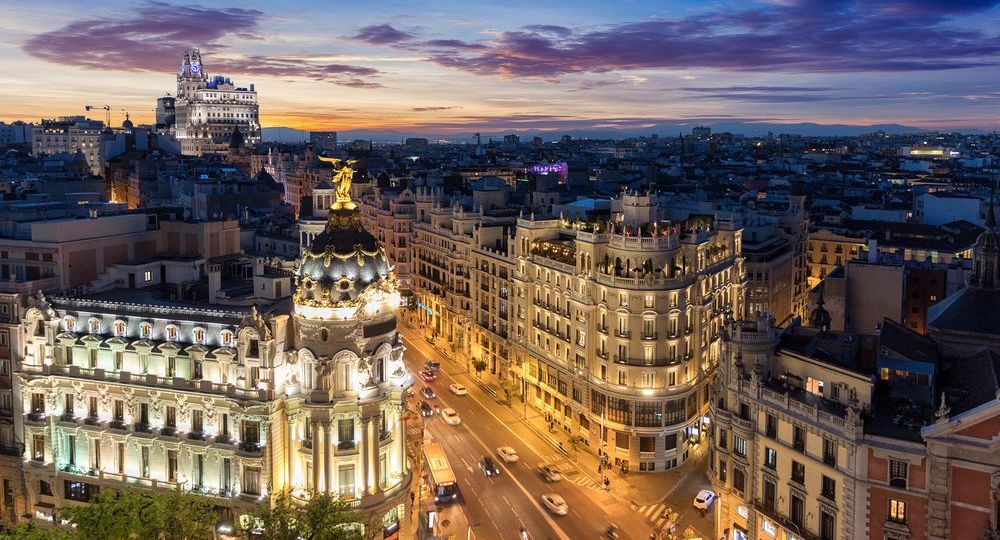 The,Skyline,Of,Madrid,,Spain,,By,Night:,Where,Gran,Via