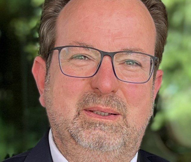 Porträitfoto Oliver Stinnes